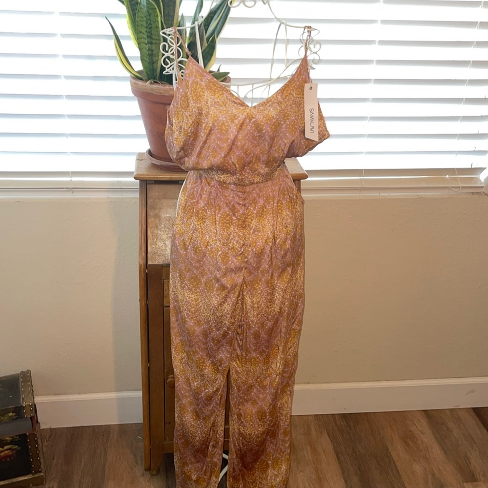 Jump suit